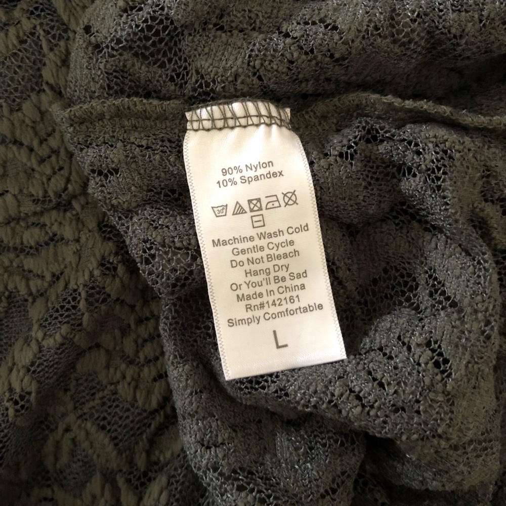 Lularoe Lindsay (L) | NWT - Picture 4 of 5